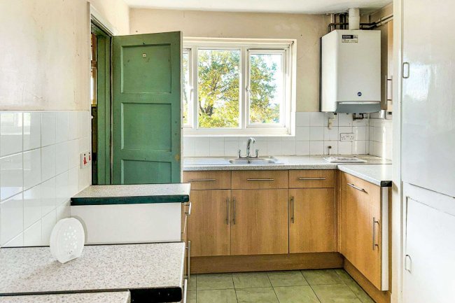 11 Clement Road, Beckenham, Kent BR3 4NT
 9