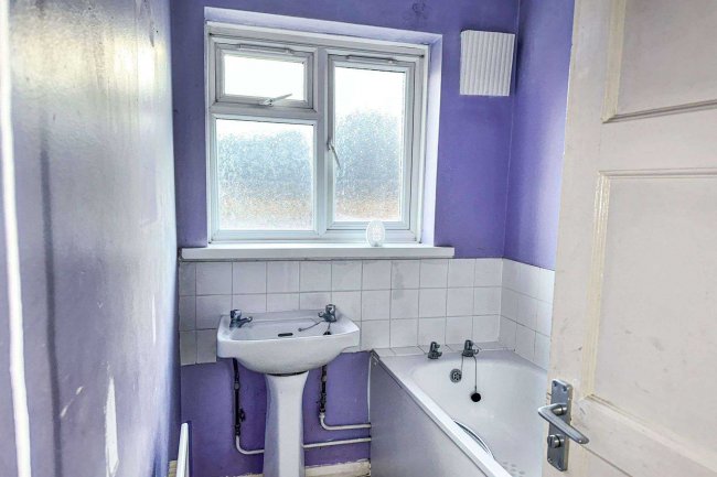 11 Clement Road, Beckenham, Kent BR3 4NT
 9