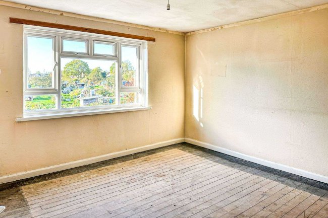 11 Clement Road, Beckenham, Kent BR3 4NT
 9