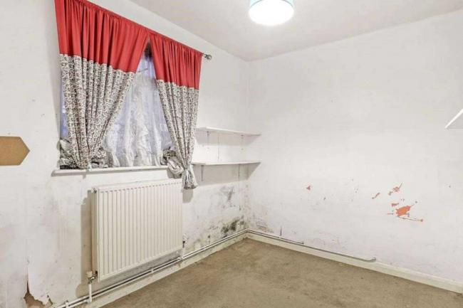 82 Bathurst Gardens, Kensal Rise, London, NW10 5HY 3