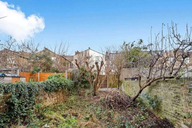 82 Bathurst Gardens, Kensal Rise, London, NW10 5HY 3