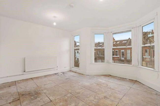 82 Bathurst Gardens, Kensal Rise, London, NW10 5HY 3