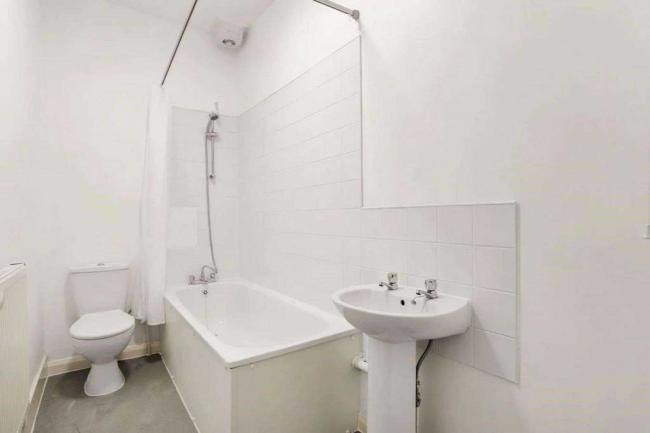 82 Bathurst Gardens, Kensal Rise, London, NW10 5HY 3