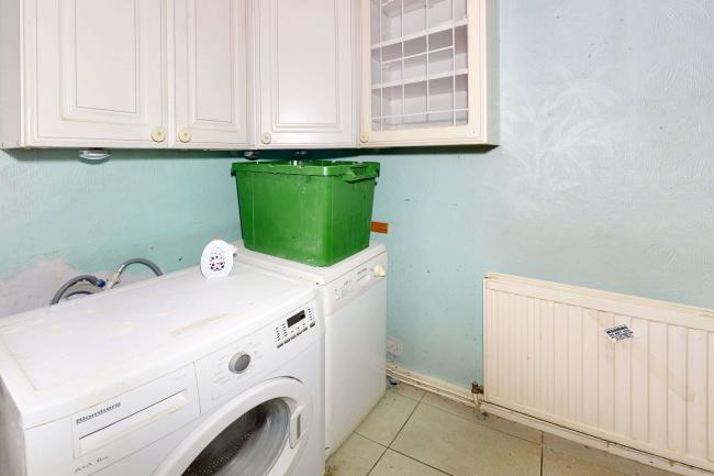 Flat 2, 46, Alexandra Road, Croydon, Surrey, CR0 6EU 4