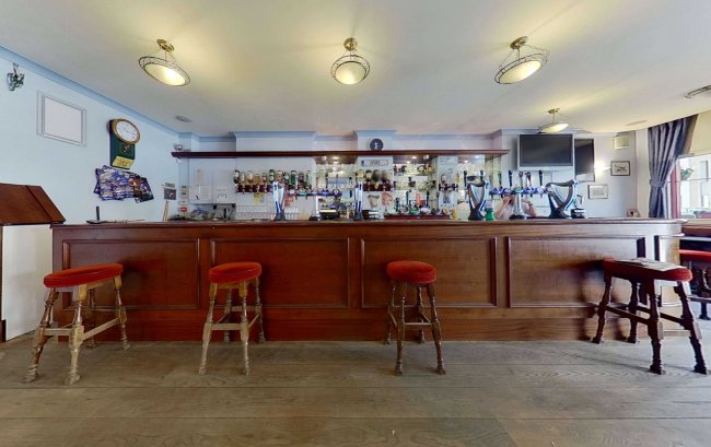 Victoria, 34 Scotland Gardens, Tottenham, London N17 9TT 8