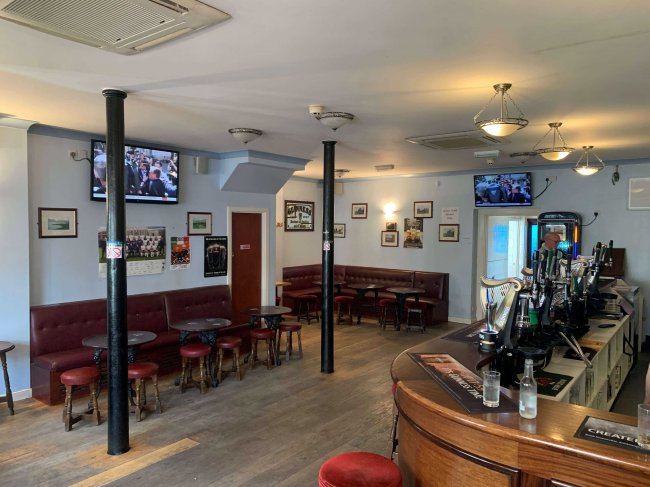 Victoria, 34 Scotland Gardens, Tottenham, London N17 9TT 8