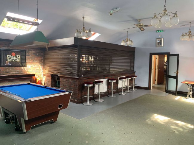 Victoria, 34 Scotland Gardens, Tottenham, London N17 9TT 8