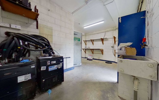 Royal Oak, 250 St Johns Way, Archway, London N19 3RJ 9