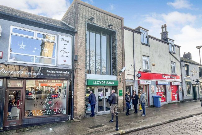 24 Tower Square, Tunstall, Stoke-on-Trent, ST6 5DL 5