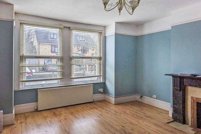 Flat 1, 11 Kidderminster Road, Croydon, CR0 2UF 7