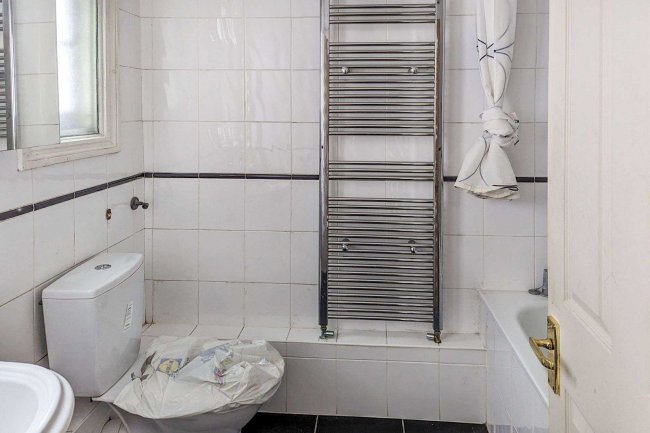 Flat 1, 11 Kidderminster Road, Croydon, CR0 2UF 7