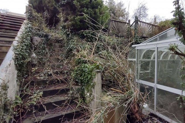 51 Underlane, Plympton, Plymouth PL7 1QX
 3