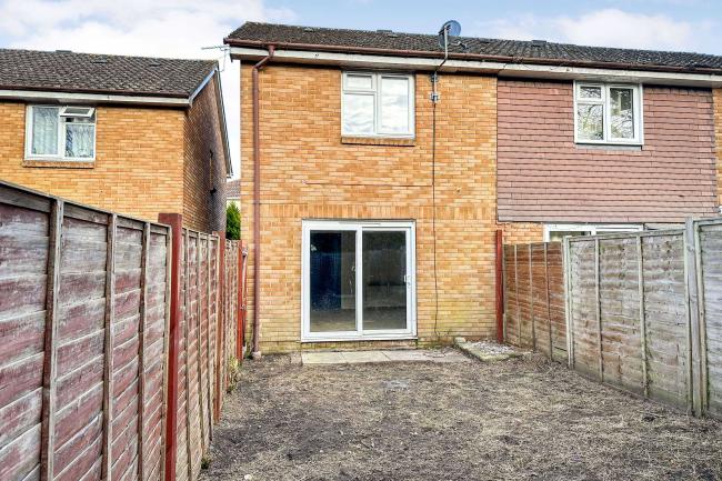 92 Brookside Way, West End, Southampton SO30 3GZ 2