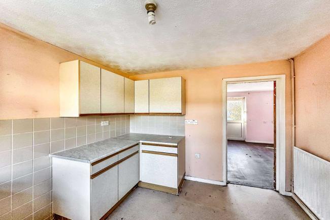 5 Robinson Way, Bordon, GU35 0DY 3