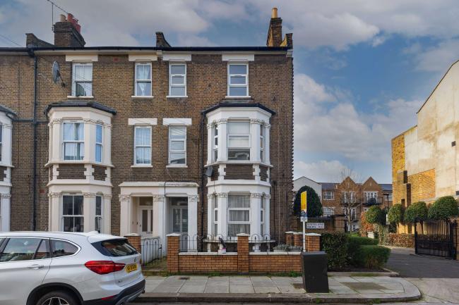 20 Hetley Road, Shepherds Bush, London, W12 8BB
 5
