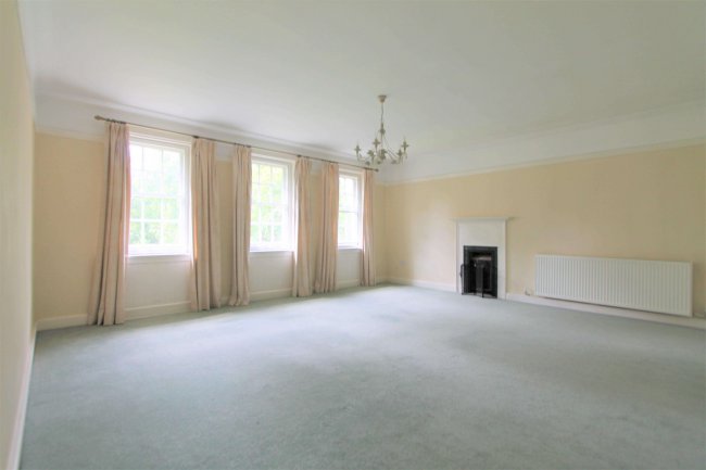 18 Knighton Park Road, Leicester, LE2 1ZA 10