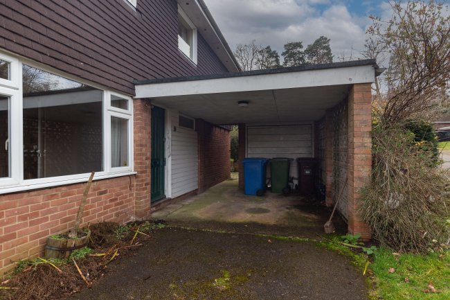 37 Longdown Road, Sandhurst, GU47 8QG 8