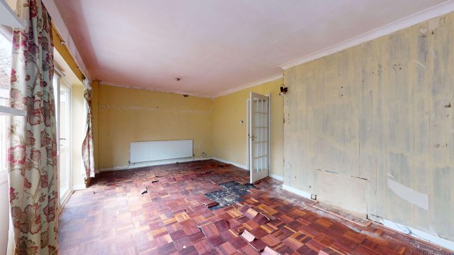 37 Longdown Road, Sandhurst, GU47 8QG 8