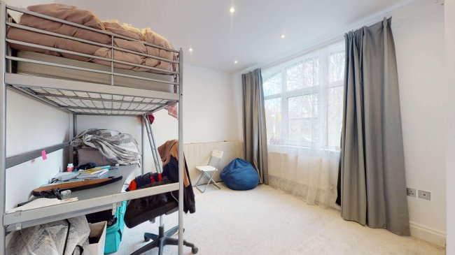 Flat 3, Queens Quarters, 70 Cricket Green, Mitcham, CR4 4LA 4