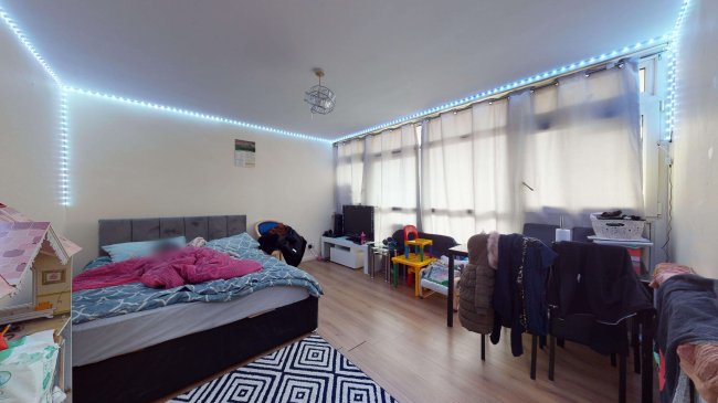 38 Ballinger Point, Bromley High Street, Bow, London E3 3EH 1