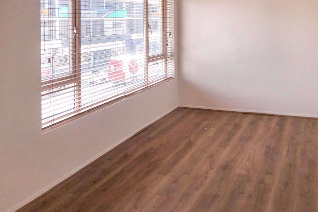 7 The Square, The Marlowes, HP1 1ER 9