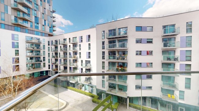 Flat 31 Keats Apartments, 6 Saffron Central Square, Croydon, CR0 2FT 7