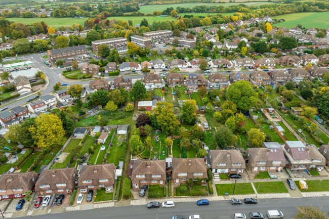 Land at Winchester Road, Orpington, Kent , BR6 9DP 4