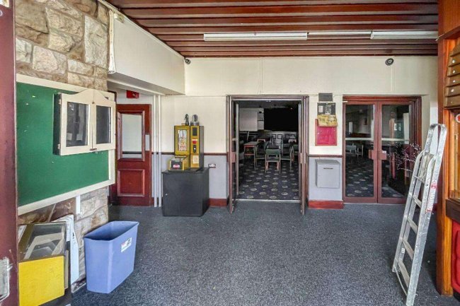 Mansfield Woodhouse Ex Servicemen's Club, Slant Lane, Mansfield Woodhouse, Mansfield, NG19 8ES 4