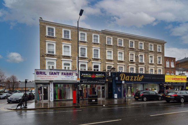 Flat 4, 41 Goldhawk Road, Shepherd's Bush, London,  W12 8QP 9