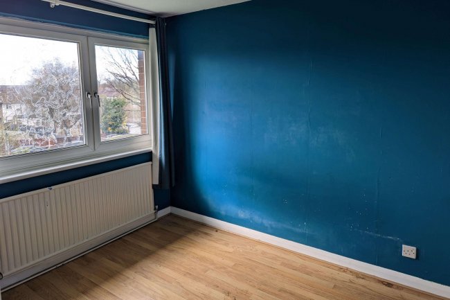 93 Shepherds Close, Romford, Essex, RM6 5AJ 3