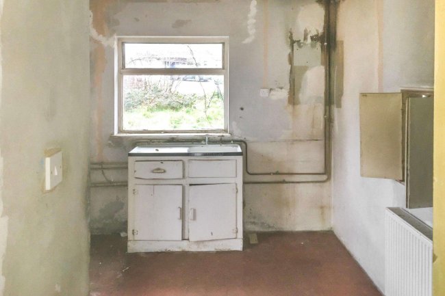 33 South View Close, Bexley, Kent, DA5 1EG 1