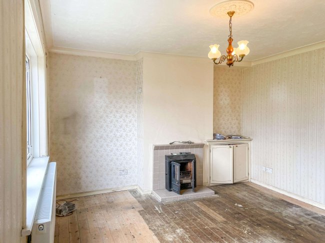 6 Glebe Cottages, Catsfield, East Sussex, TN33 9BG 5