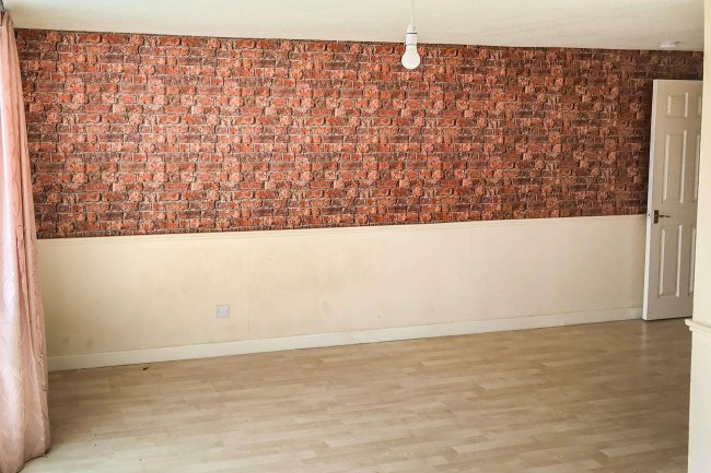 14 Ward Close, Basildon, Essex, SS15 5DR 5