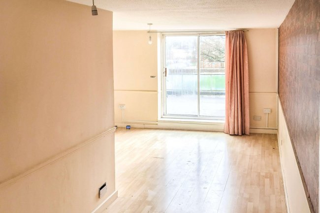 14 Ward Close, Basildon, Essex, SS15 5DR 5