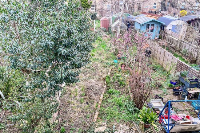 69 Newport Road, Leyton, London, E10 6PH 7