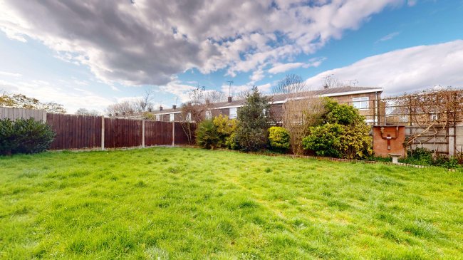 48 Falstones, Basildon, Essex, SS15 5BX 8
