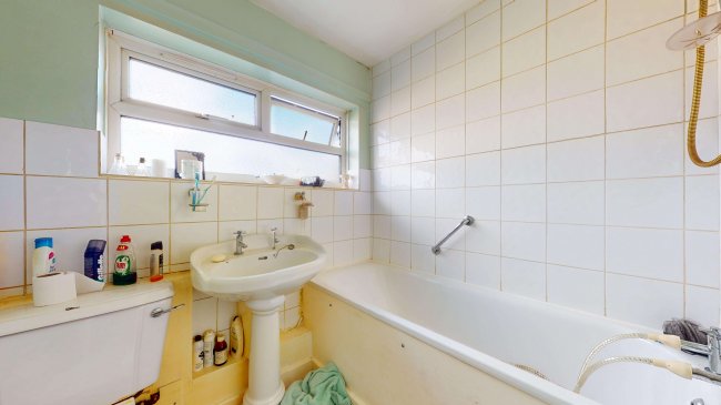 48 Falstones, Basildon, Essex, SS15 5BX 8