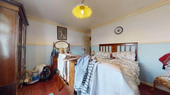48 Falstones, Basildon, Essex, SS15 5BX 8