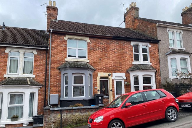 22 Stainer Street, Swindon, SN1 5QX 3