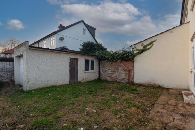 44B Upton Road, Bexleyheath, Kent, DA6 8LW 5