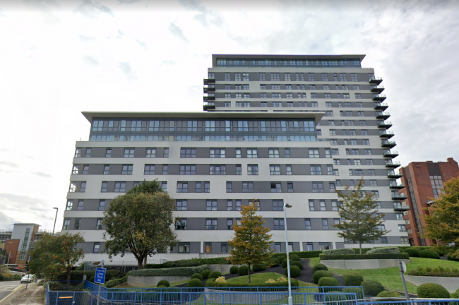404 Skyline Plaza, Alencon Link, Basingstoke, RG21 7AU 4