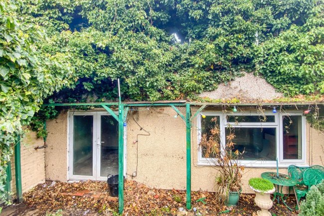 89 Keldholme, Bracknell, Berkshire, RG12 7RS 6