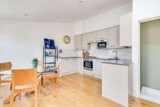 71 Tonsley Hill, Wandsworth, London, SW18 1BW 7