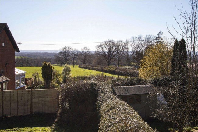 2 Spout Lane, Crockham Hill, Edenbridge, Kent, TN8 6RS 9