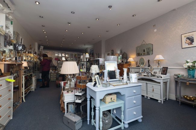 207 Hamlet Court Road, westcliff- on- sea, Essex, SS0 7EL 6