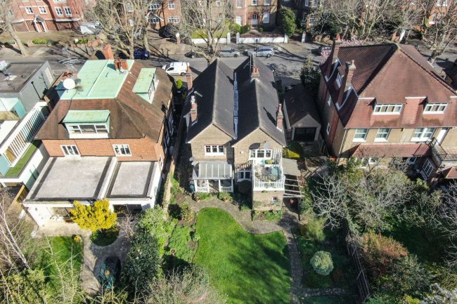 126 Barrowgate Road, Chiswick, London, W4 4QP 9