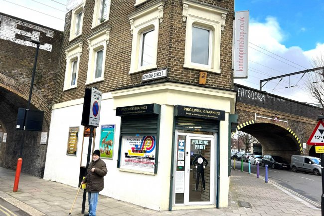 61 Grafton Road, London, NW5 3EN 2