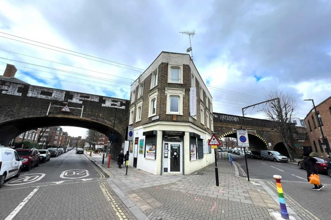 61 Grafton Road, London, NW5 3EN 2