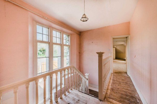 48 Trefusis Road, Flushing, Cornwall, TR11 5UB 1