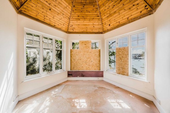 48 Trefusis Road, Flushing, Cornwall, TR11 5UB 1